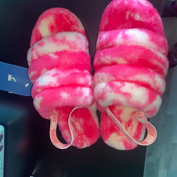 UGG Other - Ugh Flurr marble pink slipper slides, kids size 6